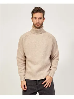 Maglione Boss relaxed fit in lana vergine a collo alto